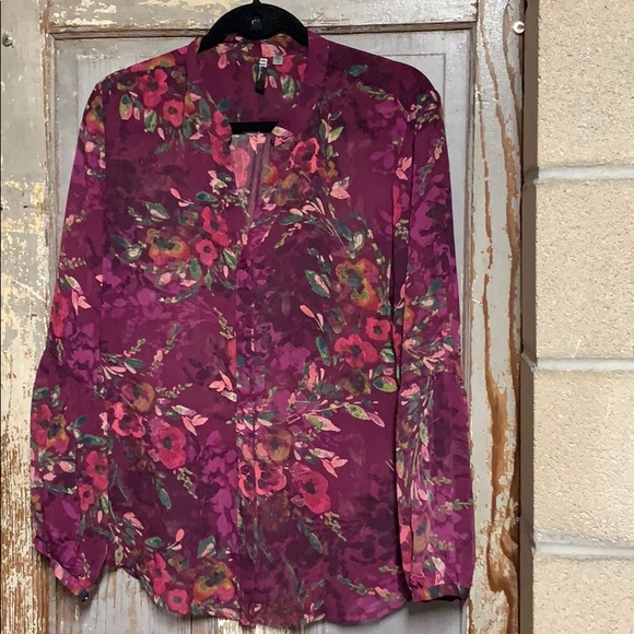 Kut from the Kloth Tops - Unique sheer plum blouse